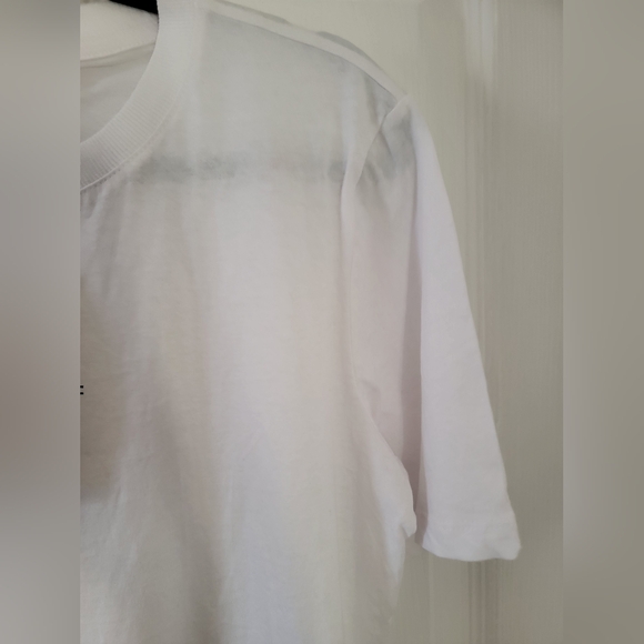 Zara White Graphic Tee - Picture 4 of 5